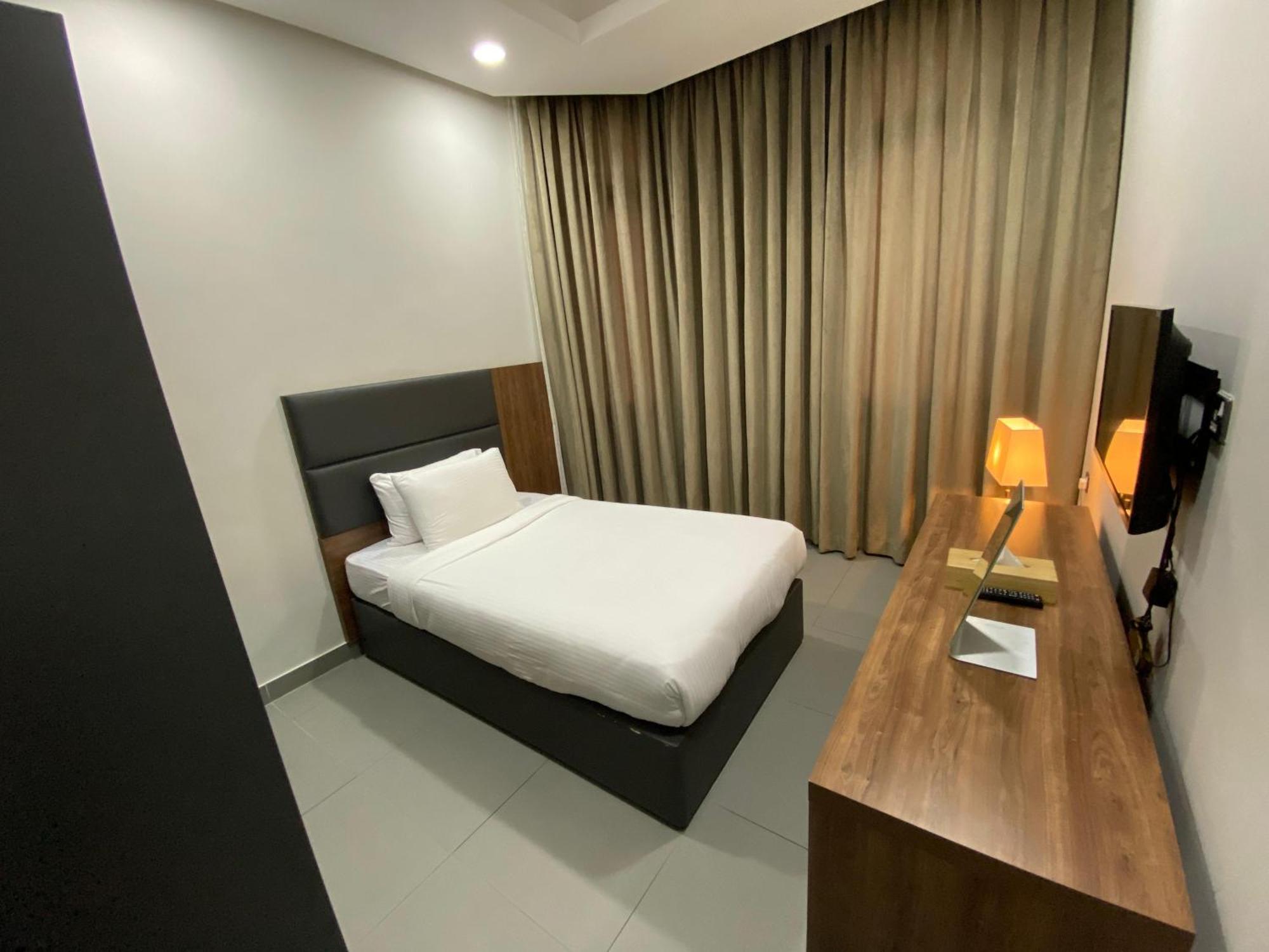 Saray Prime Suites Kuwait City Exterior photo